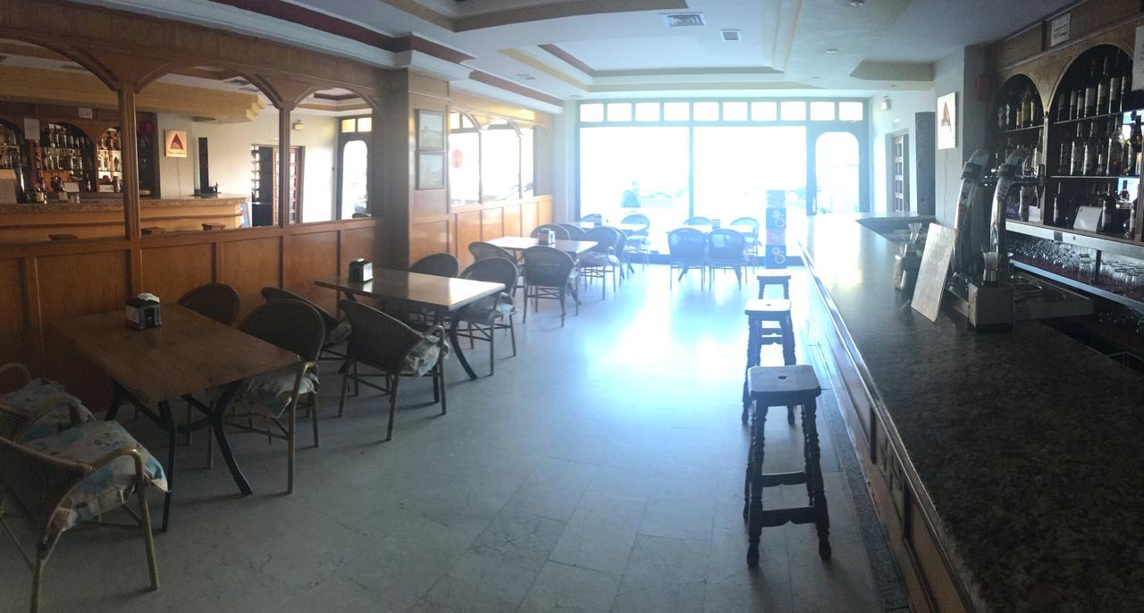 Hotel Perales ตาลาเวรา เดลา เรย์นา ภายนอก รูปภาพ